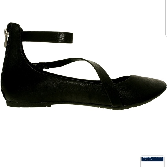 Strappy Black Faux Leather Flats Zipper NIB - Picture 2 of 8